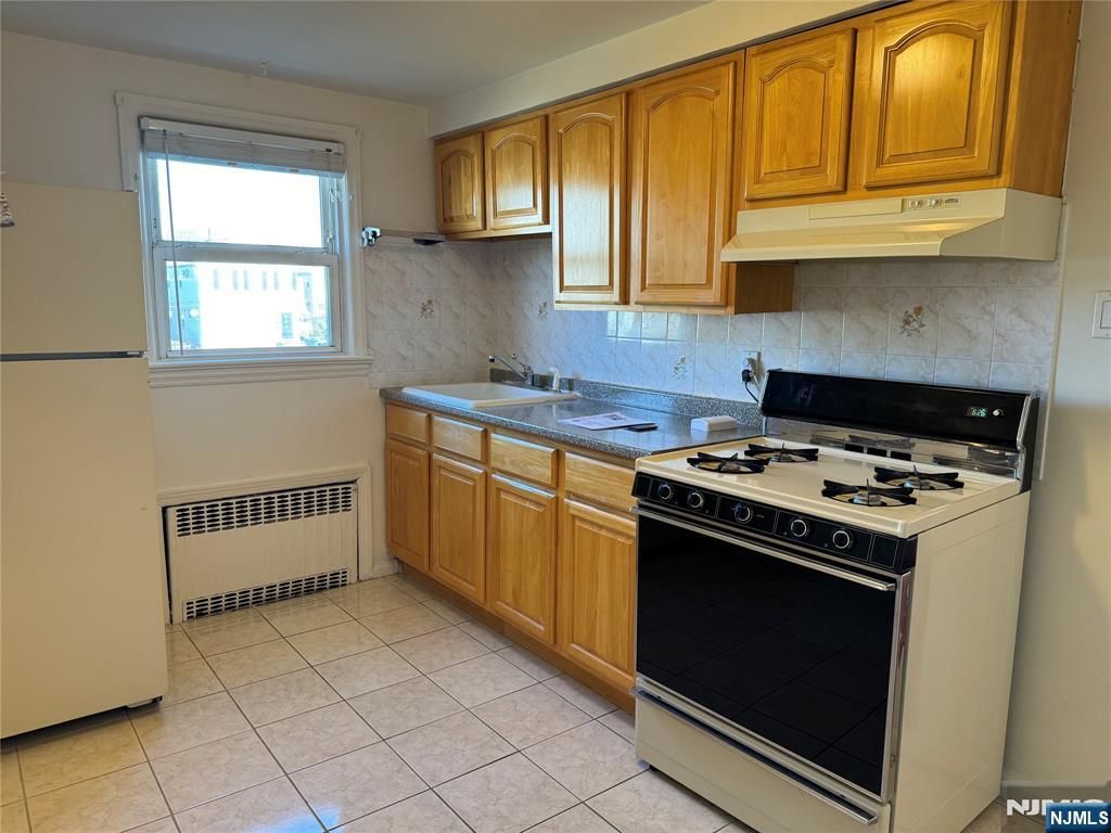 52 Stover Avenue 2, North Arlington, NJ 07031