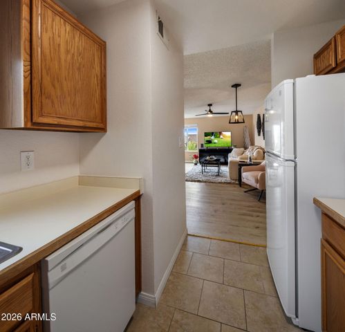 5518 E LINDSTROM Lane 3012, Mesa, AZ 85215