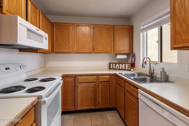 5518 E LINDSTROM Lane 3012, Mesa, AZ 85215