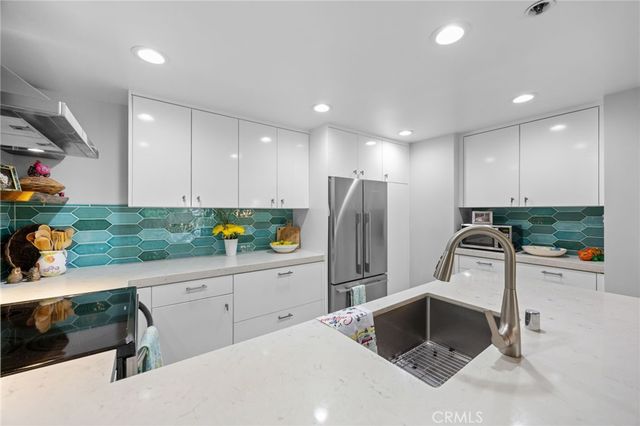 13650 Del Monte 3A, Seal Beach, CA 90740