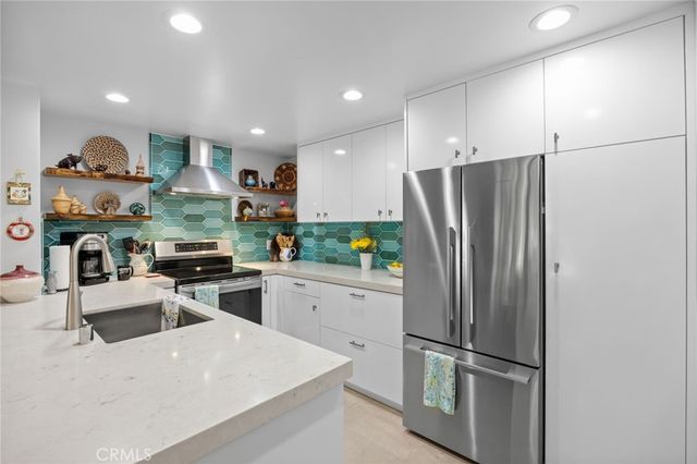 13650 Del Monte 3A, Seal Beach, CA 90740