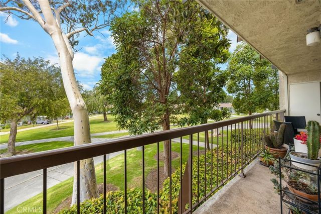 13650 Del Monte 3A, Seal Beach, CA 90740