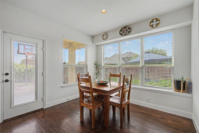 1204 Barberry Drive, Burleson, TX 76028