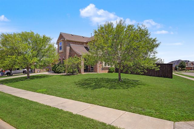 1204 Barberry Drive, Burleson, TX 76028