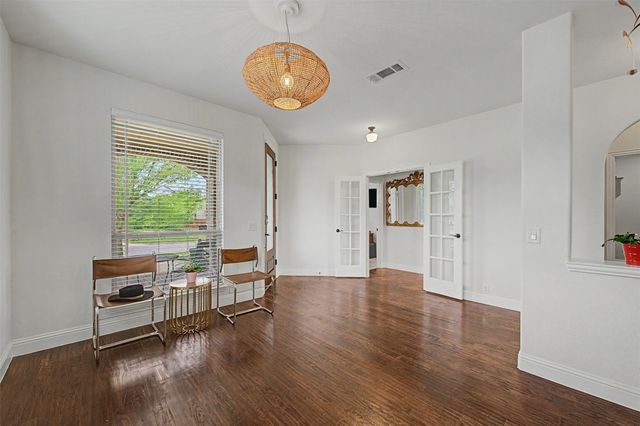 1204 Barberry Drive, Burleson, TX 76028