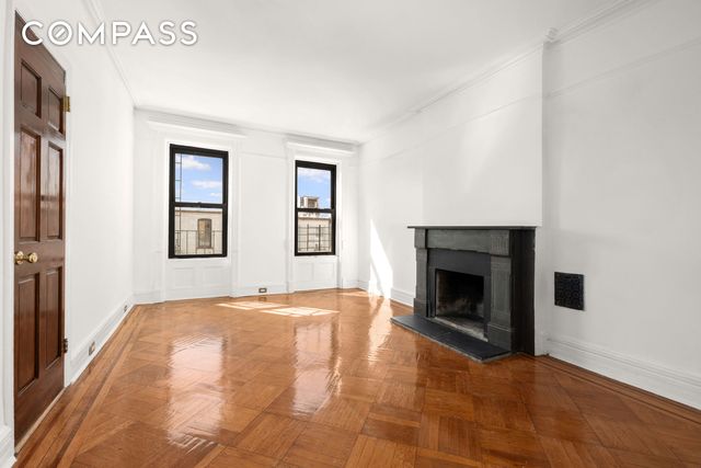 420 8th Street, New York City, NY 11215