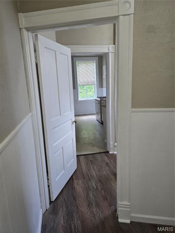 4555 S Compton Avenue, St Louis, MO 63111