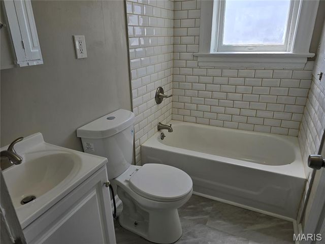 4555 S Compton Avenue, St Louis, MO 63111