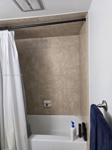 4156 Inverrary Dr 404, Lauderhill, FL 33319