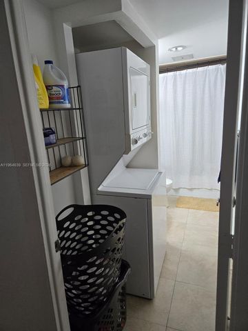 4156 Inverrary Dr 404, Lauderhill, FL 33319