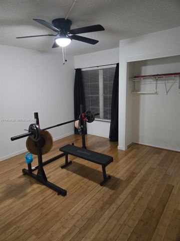 4156 Inverrary Dr 404, Lauderhill, FL 33319