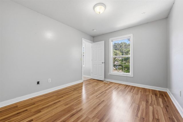 3560 Smithfield Way, Kalamazoo, MI 49009