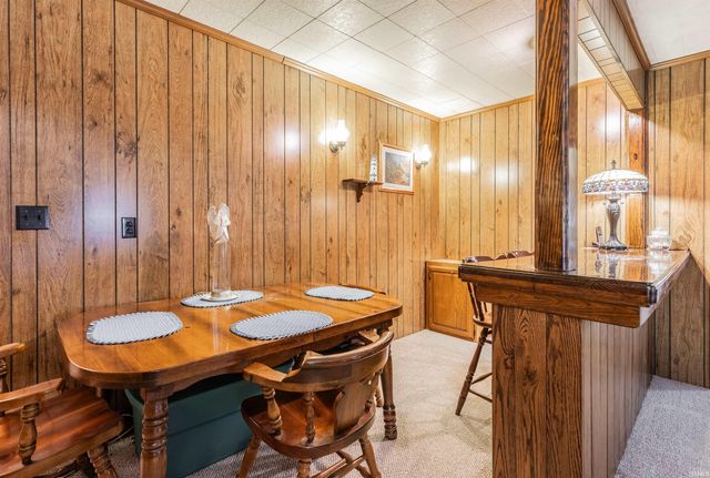 321 E Chestnut Street, Boonville, IN 47601
