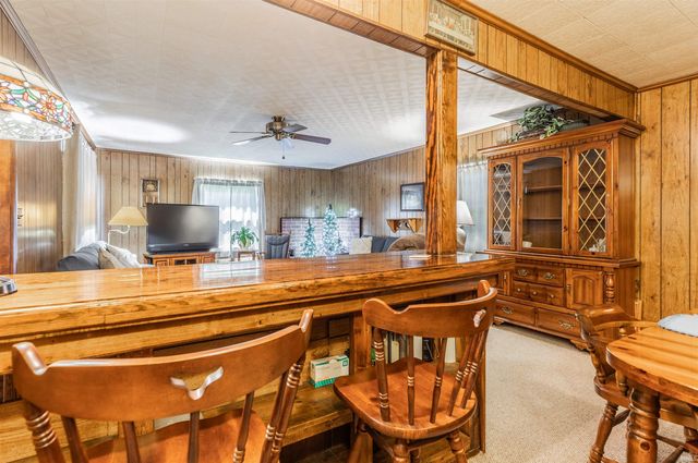 321 E Chestnut Street, Boonville, IN 47601