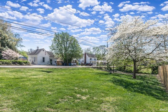 321 E Chestnut Street, Boonville, IN 47601