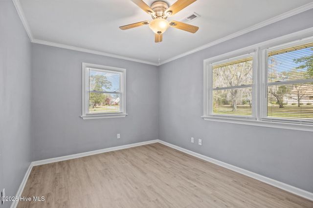 207 College Avenue, Washington, NC 27889