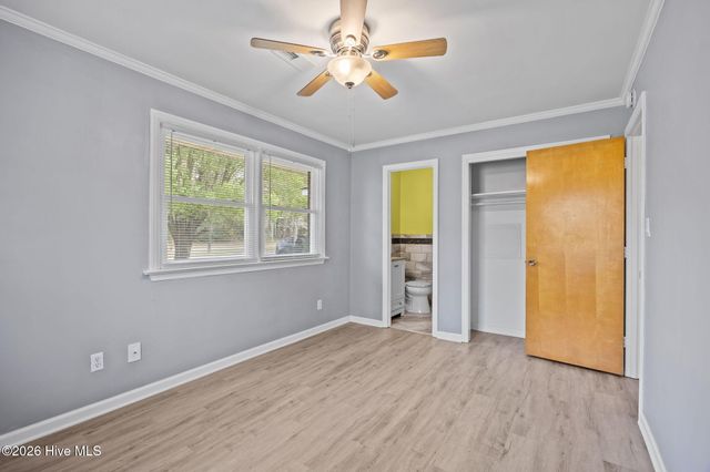 207 College Avenue, Washington, NC 27889