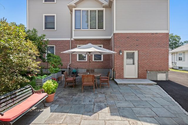 17 Gilbert Street 2, Newton, MA 02465