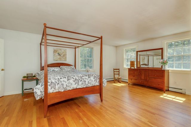 22 Rock Rimmon Road, Danville, NH 03819