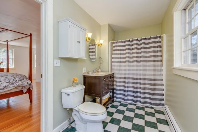 22 Rock Rimmon Road, Danville, NH 03819