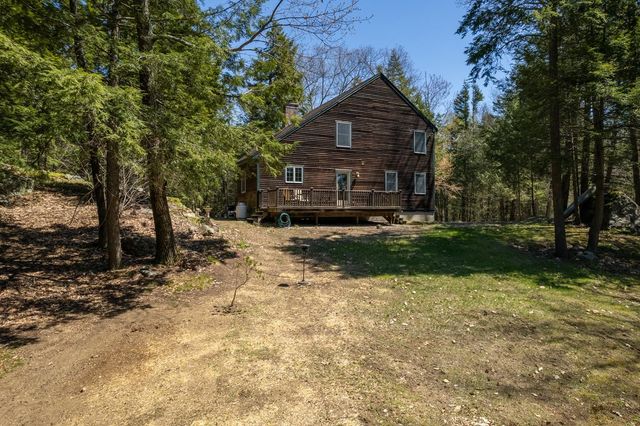 22 Rock Rimmon Road, Danville, NH 03819