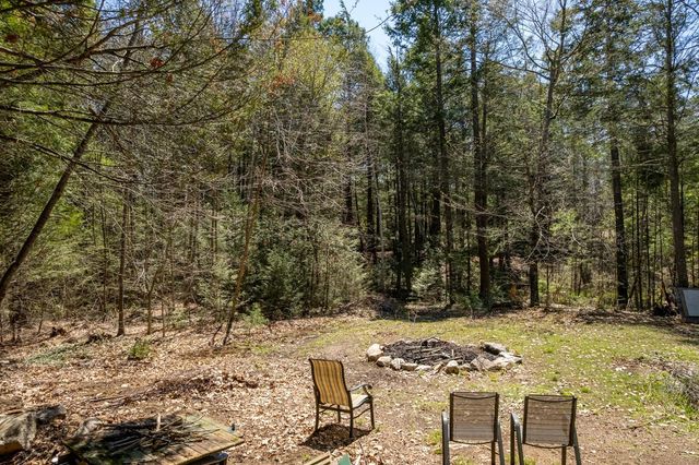 22 Rock Rimmon Road, Danville, NH 03819