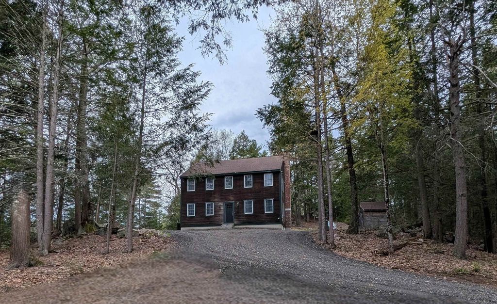 22 Rock Rimmon Road, Danville, NH 03819