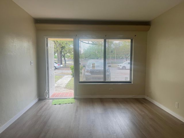2360 NW 98TH Street, Miami, FL 33147