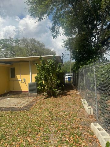 2360 NW 98TH Street, Miami, FL 33147