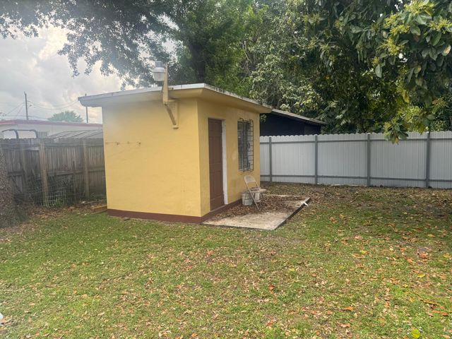 2360 NW 98TH Street, Miami, FL 33147