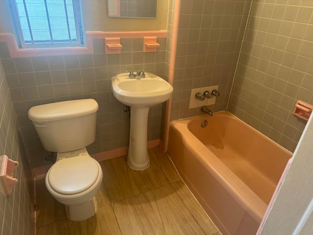 2360 NW 98TH Street, Miami, FL 33147