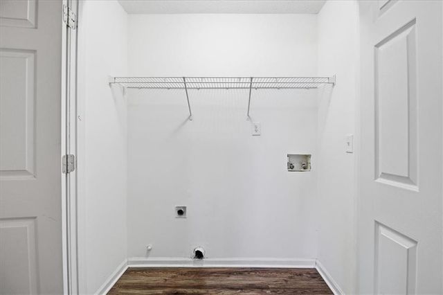 3670 Sugarbrook Drive, Lawrenceville, GA 30044