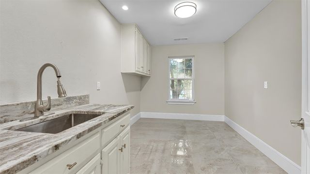 3904 Tally Ho Drive, Irving, TX 75062