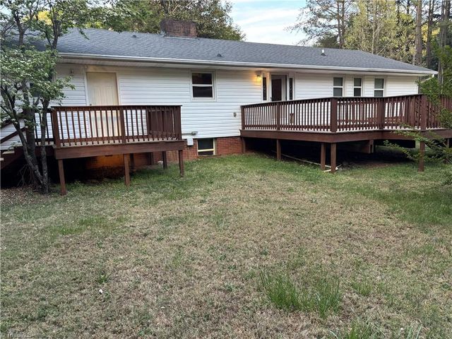 3972 Transou Road, Pfafftown, NC 27040