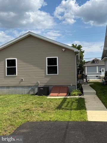 2329 E MACDADE BLVD, Folsom, PA 19033