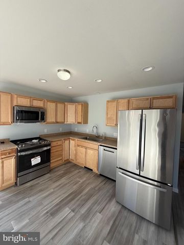 2329 E MACDADE BLVD, Folsom, PA 19033