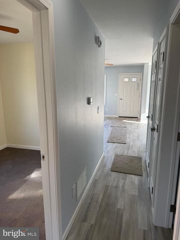 2329 E MACDADE BLVD, Folsom, PA 19033