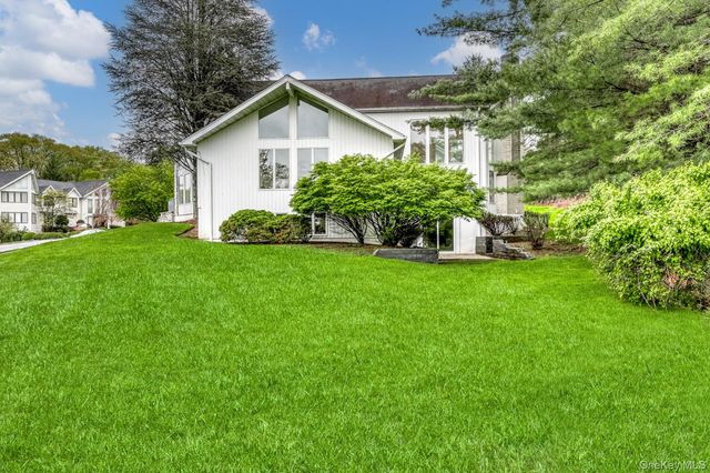 38 Roberts Road, New City, NY 10956
