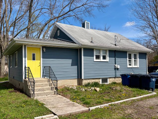 102 Leeds Avenue, Michigan City, IN 46360