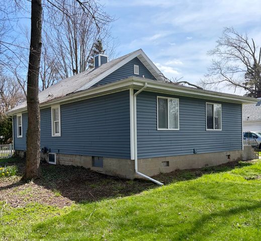 102 Leeds Avenue, Michigan City, IN 46360