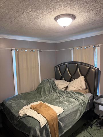 102 Leeds Avenue, Michigan City, IN 46360