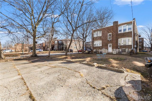 6655 Washington Avenue, University City, MO 63130