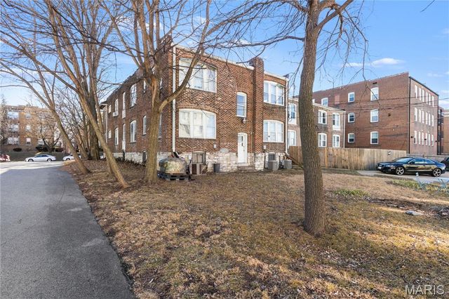 6655 Washington Avenue, University City, MO 63130