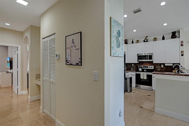 1885 NW 74th Way, Pembroke Pines, FL 33024
