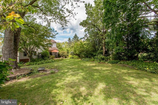 3416 BURSONVILLE RD, Riegelsville, PA 18077