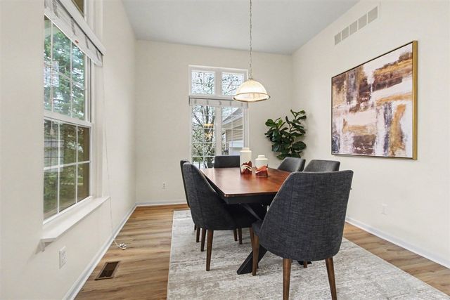 1411 N Bay Drive, Ann Arbor, MI 48103