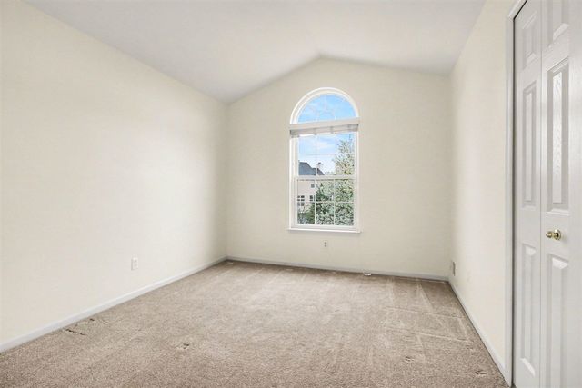 1411 N Bay Drive, Ann Arbor, MI 48103