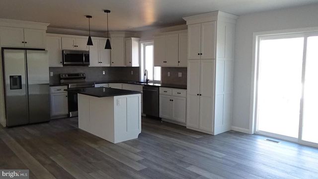 52 HICKORY RIDGE, Newport, PA 17074