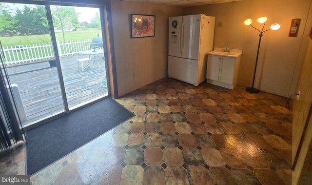 6918 MAPLEWOOD DR, Bealeton, VA 22712