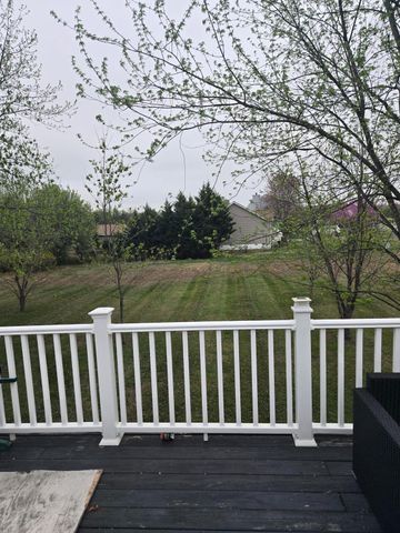 6918 MAPLEWOOD DR, Bealeton, VA 22712